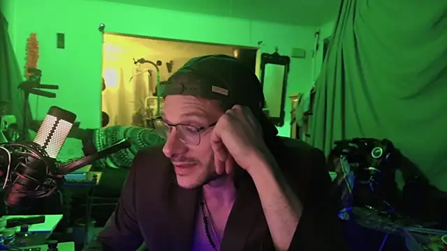 MasterDaddyCool online show from February 24, 5:08 am