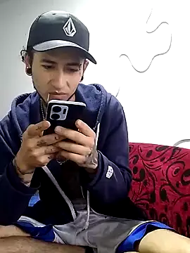 Tattoboy19cm online show from February 15, 12:13 pm