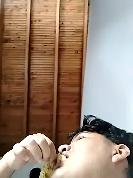 dani titan320 online show from February 14, 6:14 pm