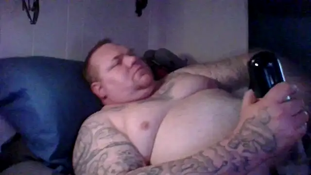 GingerSnap4444 online show from February 15, 10:18 pm