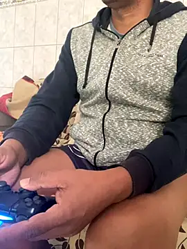 Snapshot of PIROCAGG21 chatting on September 17, 11:00 am PIROCAGG21 online show from September 17, 11:00 am