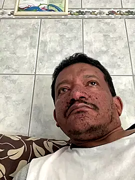 Snapshot of PIROCAGG21 chatting on September 29, 1:19 pm PIROCAGG21 online show from September 29, 1:19 pm