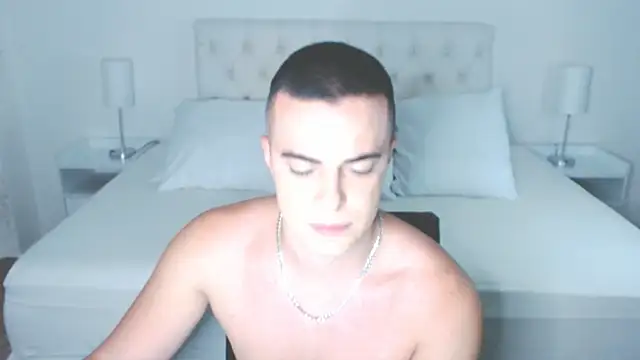 mr hunterx online show from October 18, 3:55 am