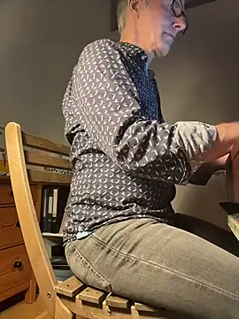 SexyLeon8 online show from March 15, 5:41 pm