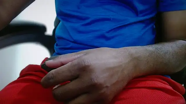 pranastro00 online show from March 13, 11:33 pm