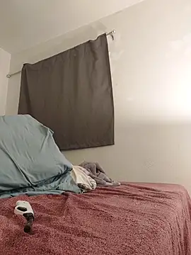 himNIGuys online show from April 10, 8:05 pm