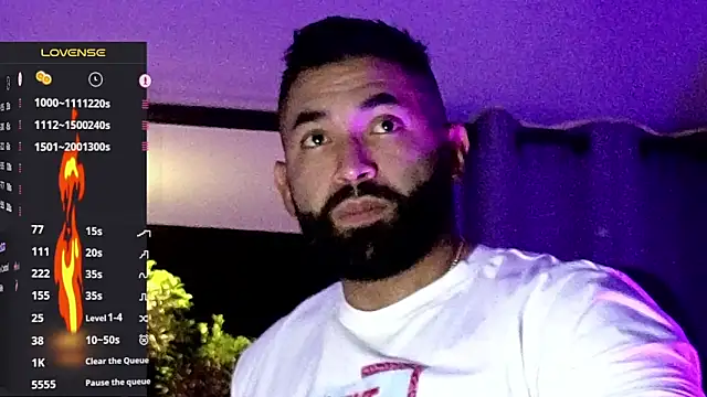 Max-prada online show from February 1, 2:10 am