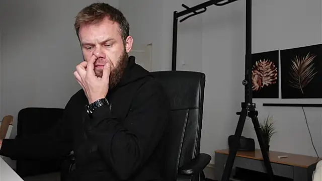 Stewart Barnz online show from November 10, 4:06 am