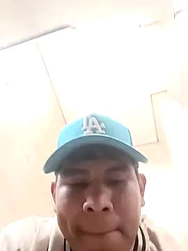 Oscariin96 online show from February 18, 3:31 pm