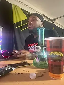 sneakdalink online show from March 23, 12:38 am