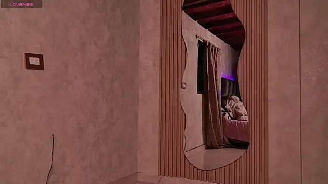 Taurito    online show from October 5, 5:44 am