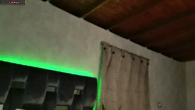 Taurito    online show from October 12, 5:01 am