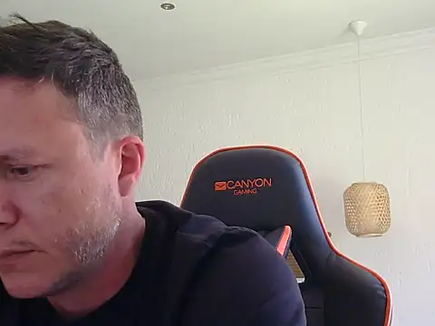 TroyDieselXXX online show from February 5, 10:00 am