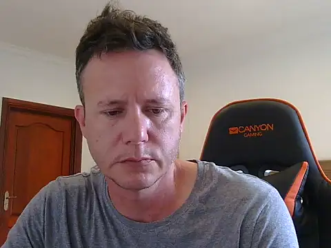 TroyDieselXXX online show from April 17, 5:54 am