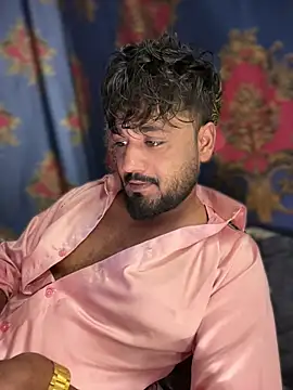 Munny6677 online show from March 23, 7:20 pm