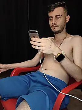 bigcockwhite777 online show from December 16, 10:39 pm