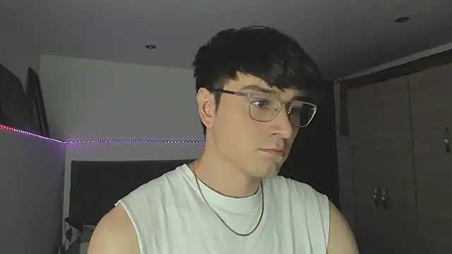 stevve 14 online show from June 7, 11:44 pm