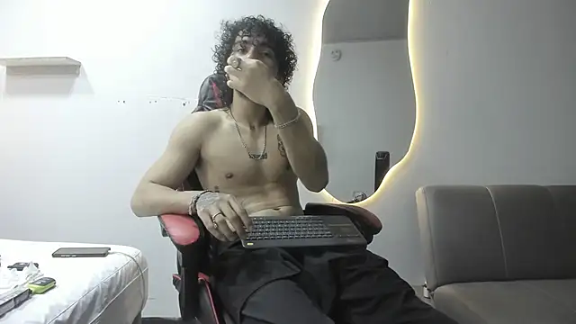 JackesTaylor online show from February 2, 7:29 am