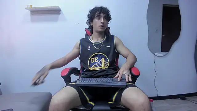 JackesTaylor online show from October 4, 4:06 am