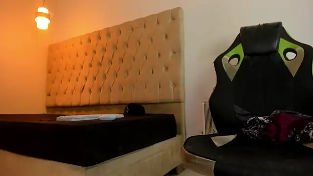 Darkknightx01 online show from March 14, 3:57 am