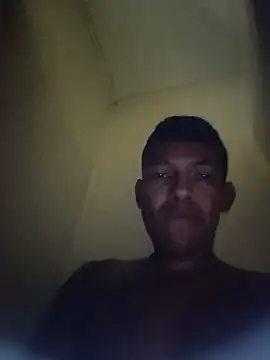 arnal32 online show from September 13, 7:04 pm