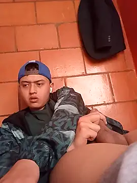 Lee priest online show from December 18, 3:41 pm