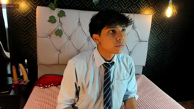 Thiago Kozak online show from October 7, 12:20 pm