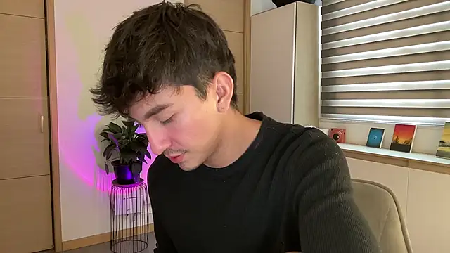 sweettaaron01 online show from October 8, 6:34 pm