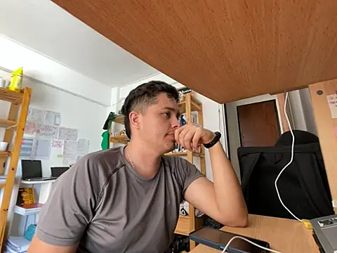 Haustin202 online show from October 3, 6:24 pm