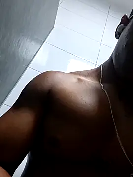 VitiligoPeniano online show from February 7, 9:05 am