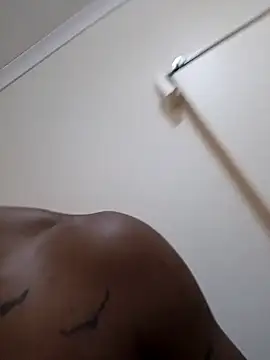 Snapshot of Bedroom_Gangster007 chatting on September 10, 5:11 pm Bedroom Gangster007 online show from September 10, 5:11 pm