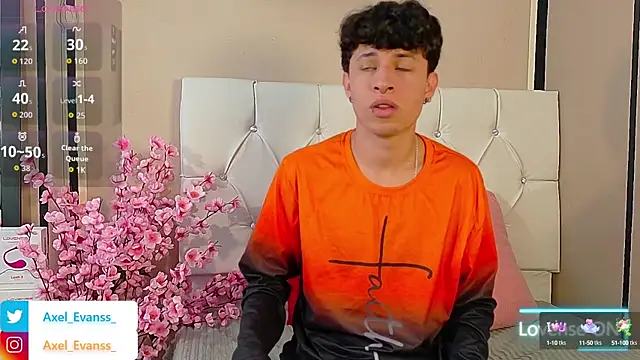 Axel  Evans online show from October 14, 12:56 pm