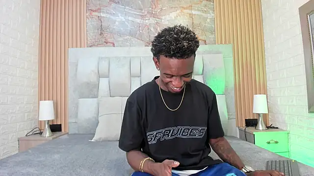 pipedark  online show from September 19, 3:18 am