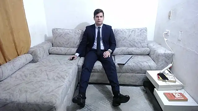 Victor Maitland online show from July 14, 3:33 am