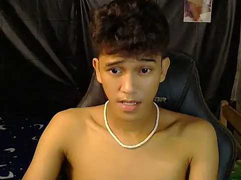 kenbigcockxx online show from February 24, 1:56 pm