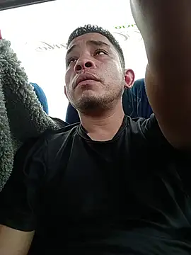 Andreshot911 online show from November 8, 7:28 pm