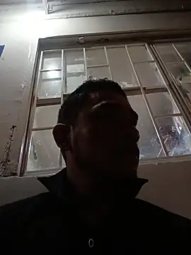 Andreshot911 online show from October 28, 1:41 am