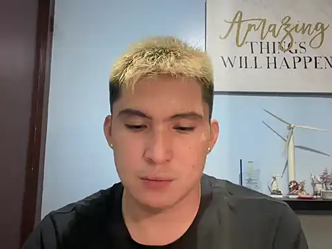 lovely jay online show from March 11, 6:37 pm