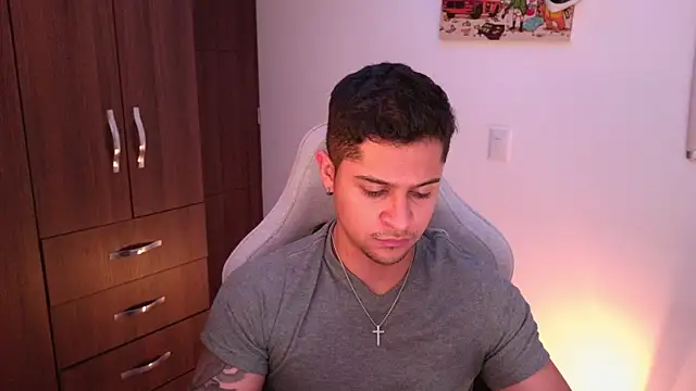 domsantiago  online show from October 29, 2:36 am