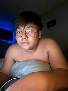 Snapshot of red_libraxxx chatting on October 19, 7:06 pm red libraxxx online show from October 19, 7:06 pm