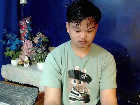 Reynelcock online show from February 24, 4:30 pm