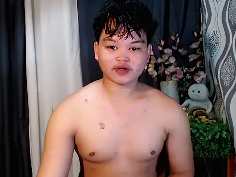 Reynelcock online show from September 30, 5:27 pm