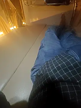 rockyy23boy online show from November 2, 12:42 pm