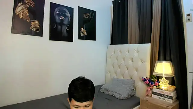 crazyasiantwink online show from January 15, 11:29 pm