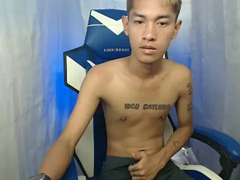 riks tyler online show from November 4, 4:35 am