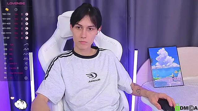 bd black online show from November 13, 1:16 pm