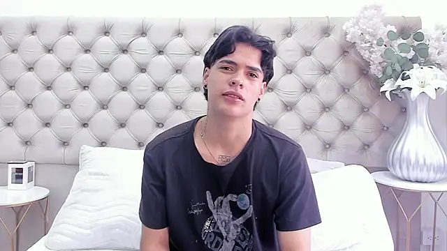 BenitoSaenz online show from September 21, 12:38 pm