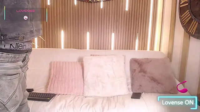 King Malik online show from October 16, 1:52 pm