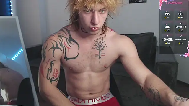Snapshot of Brendan__Piks chatting on October 24, 10:50 am Brendan Piks online show from October 24, 10:50 am