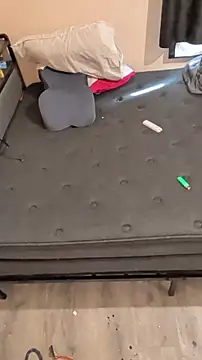 Cnutt310 online show from March 1, 11:59 pm